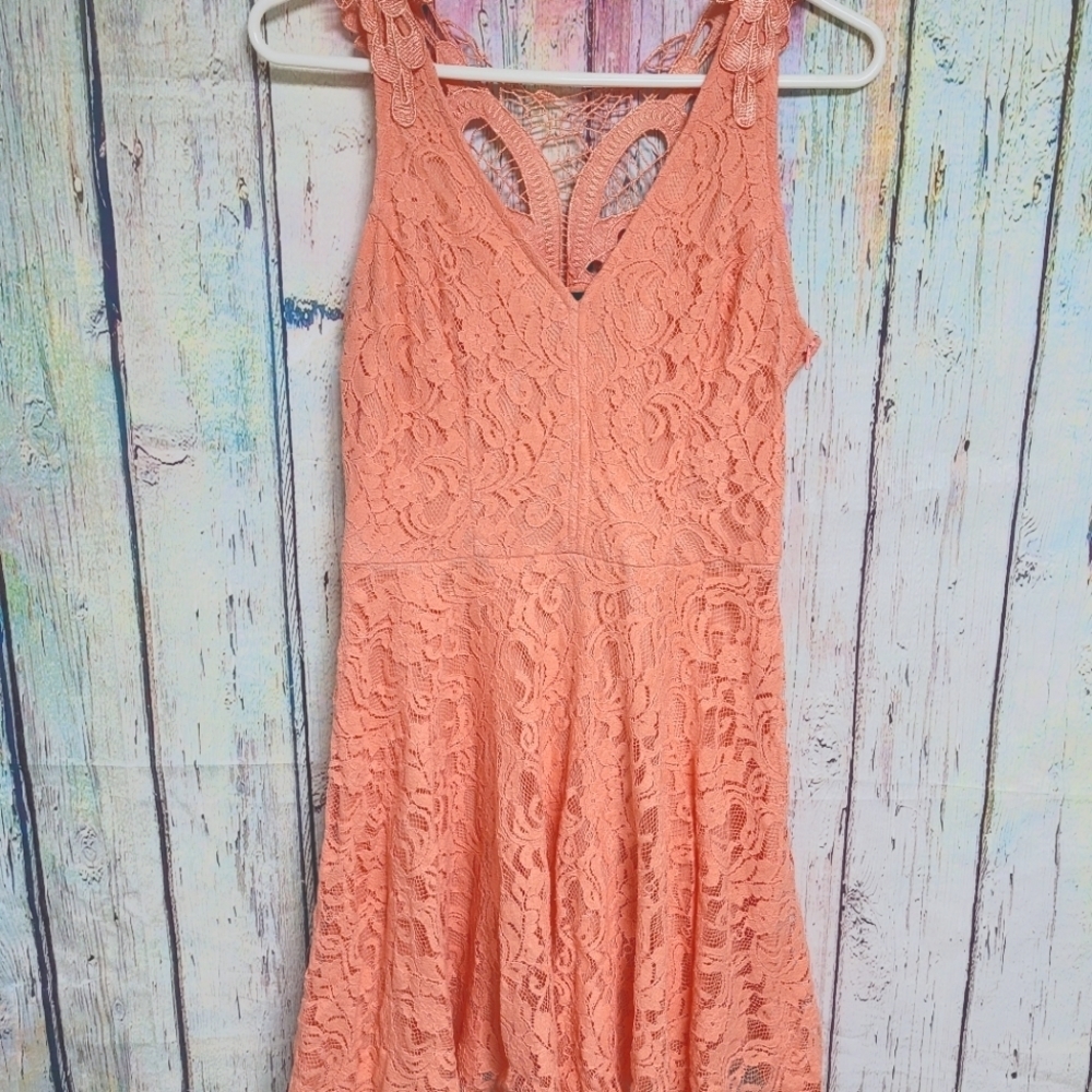 City Triangles Peach Sleeveless dress